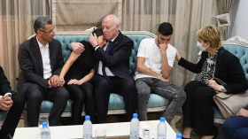 تونس: وفاة زوجة وزير الداخلية بعد إصابتها في انفجار للغاز