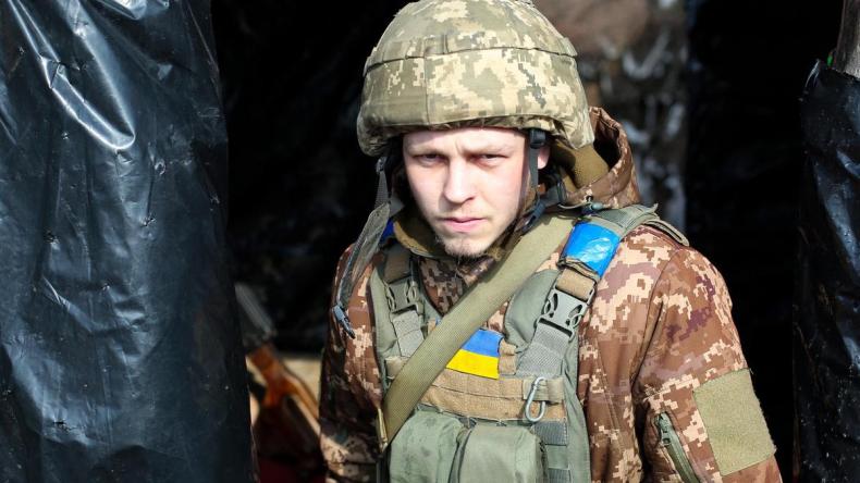 بعد السنغال.. سفارة أوكرانيا بالجزائر تسحب منشورا للتجنيد