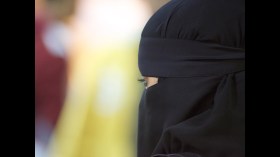 أم وليد.. شهرة وانتشار دون ظهور