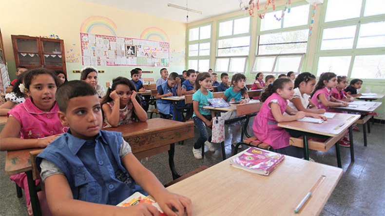 أقسام بـ40 تلميذا والتوظيف لإنهاء أزمة الأساتذة