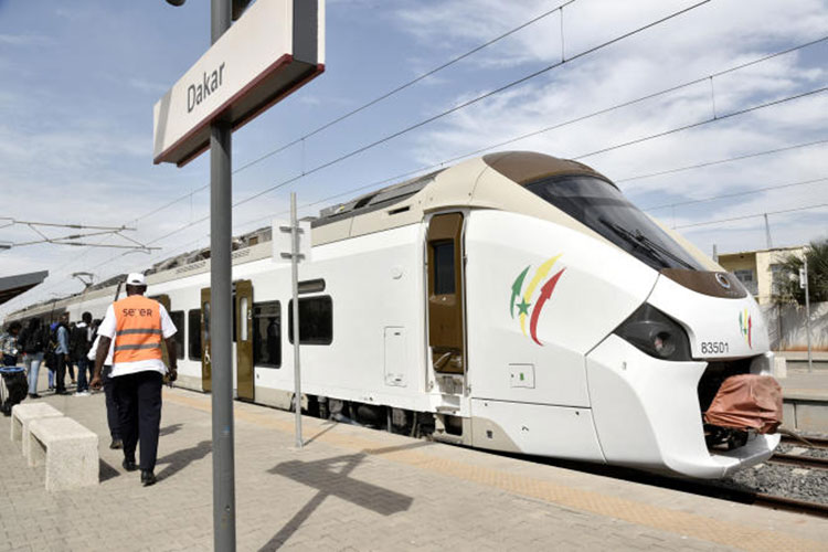 Le Sénégal a lancé la deuxième phase du “train express” de Dakar