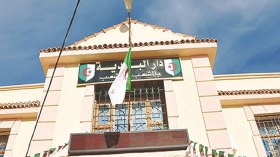 مطالب بتعديل القانون الأساسي لمستخدمي البلديات