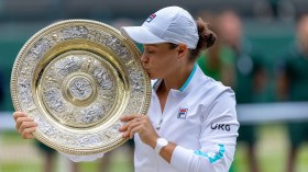  صدمة في ملاعب التنس.. آشلي بارتي المصنفة الأولى عالميا تعتزل في عمر الـ 25