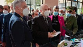 على الكتاب أن يعكس جهود الدولة في رفع المقروئية ومحو آثار الاستعمار