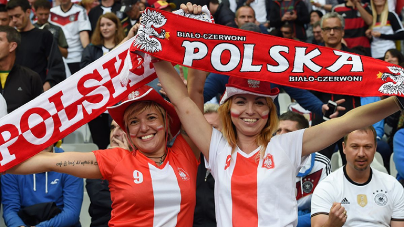 “الفيفا” تعمل على نشر قيم المجتمعات الغربية بِحدّ السّيف