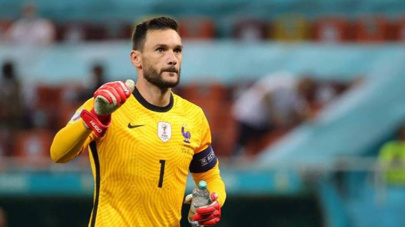 بِالفيديو.. حارس فرنسا: تصفيات المونديال في إفريقيا أصعب من بقية القارّات