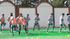 عكس بلماضي التقني سلاطني يلفّ ويدور ولا يُحدّد الهدف!