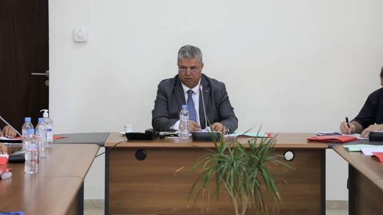 مؤتمر صحفي لِرئيس “الفاف”