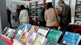 النساء يتفوّقن على الرجال.. الشباب أكبر فئة والعربية في الصدارة