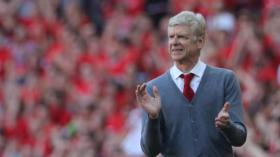 فينغر: صفوة تقنيي العالم يتمنّون تأهّل الجزائر لِمونديال 2022