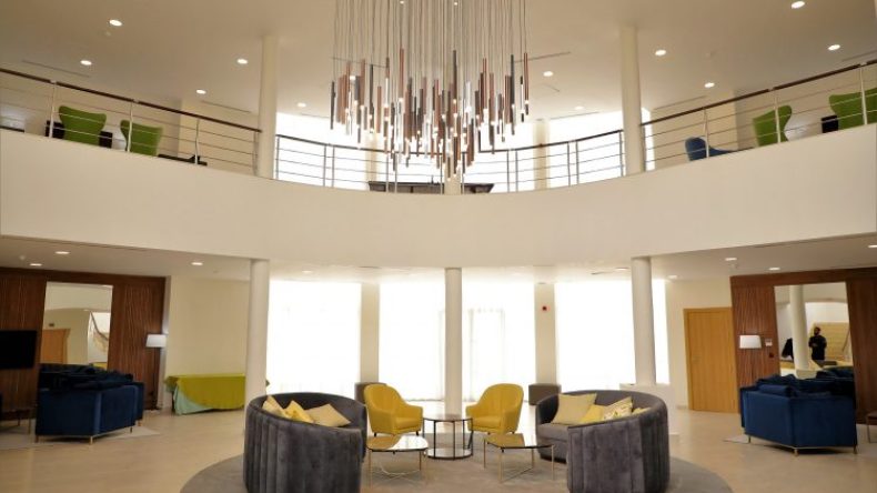 هذا هو فندق “الخضر”