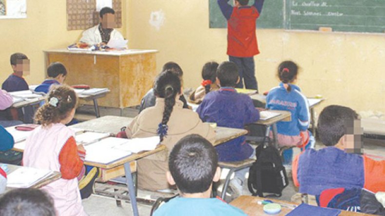 أساتذة “يُدمّرون” تلاميذهم بتعنيفهم لفظيا!