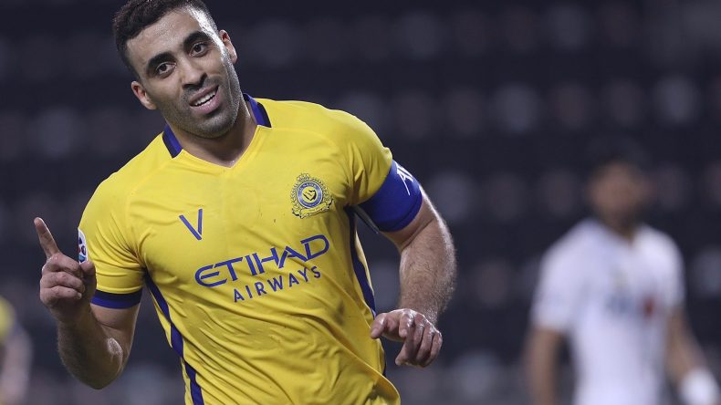 بسبب شافعي.. نادي ضمك يشتكي المغربي عبد الرزاق حمد الله