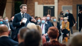 12 مترشّحا لخوض الرئاسيات الفرنسية يتقدّمهم ماكرون لوبان وزموّر