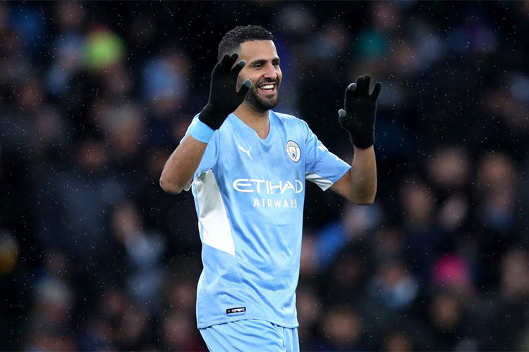 Will Riyad Mahrez Play Alongside Messi or Kante?