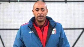 بوعكاز يتوجه نحو الفيفا للحصول مستحقاته من الحمراوة