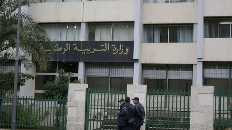 “شد الحزام” في إعداد ميزانيات المدارس