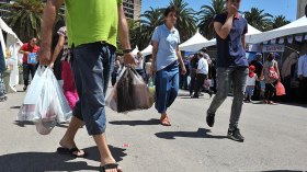 “الزوالية” يتاهفتون على الزيت والبطاطا والسّميد!