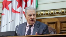 ندعم الشعب الصحراوي في تقرير مصيره والفلسطيني في إقامة دولة مستقلة