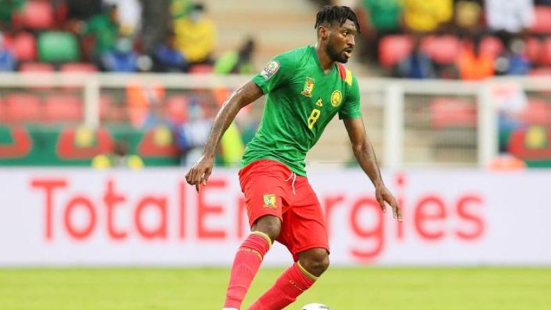  فقد أحد ركائز الفريق.. ضربة موجعة لمدرب الكاميرون قبل مباراة الجزائر