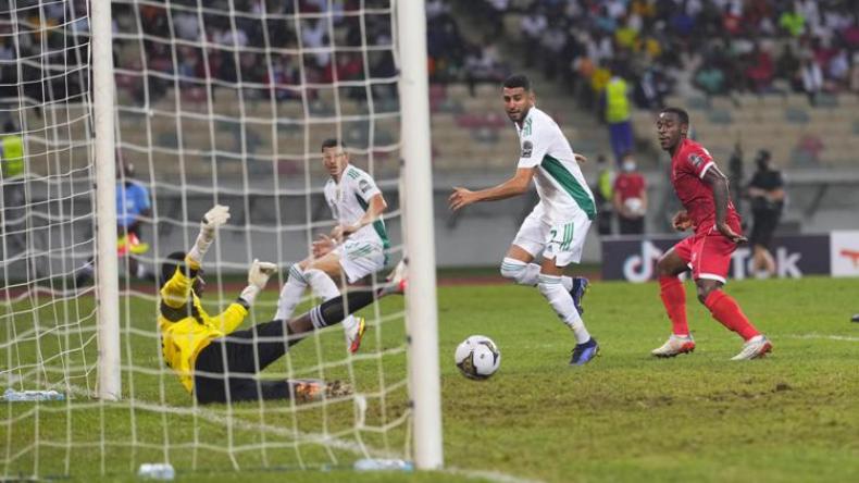 بِالفيديو: هذه هي وضعية ملعب “جابوما” قبل أسبوع من المباراة المونديالية