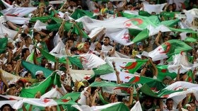 بيع تذاكر مباراتي ”الخضر” بوهران عبر منصة إلكترونية