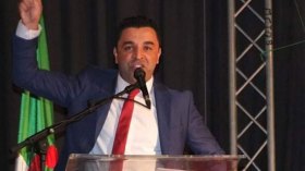 الأفافاس: نعم لحوار وطني .. وحذار من تبذير عائدات النفط