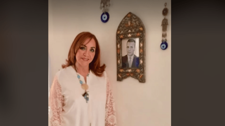 أحلام مستغانمي تستذكر أول أمسية شعرية لها حضرها والدها