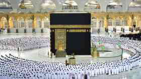السعودية تعلن عن قرارات جديدة حول العمرة