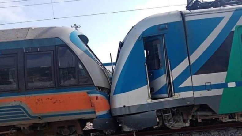 تونس: إصابة 95 شخصا في حادث تصادم قطارين بالعاصمة (فيديو)