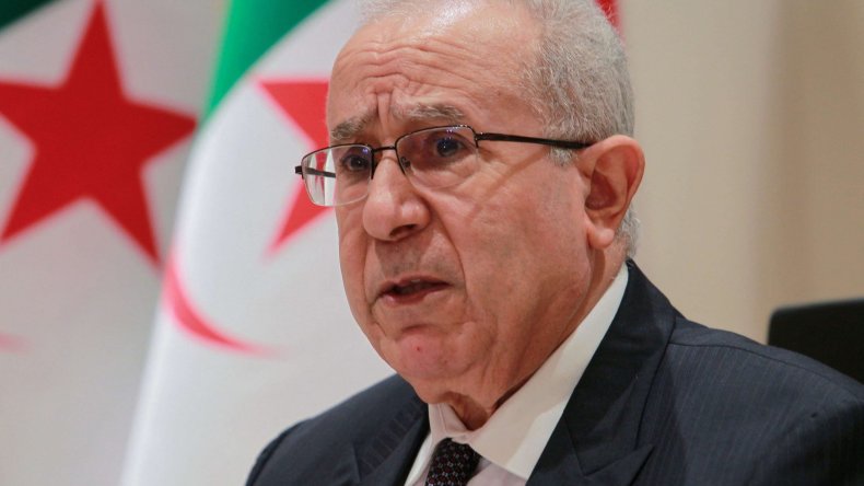 لعمامرة يستقبل السفير الروسي الجديد لدى الجزائر