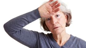 دراسة جديدة تكشف علاقة توقف التنفس أثناء النوم بسن اليأس