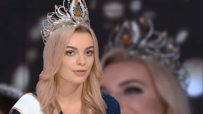 بالفيديو.. البولندية كارولينا بيلافسكا تفوز بلقب ملكة جمال العالم