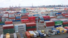 هذه أسباب اندثار 29 ألف مستورد في الجزائر