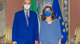 سفير الجزائر في إيطاليا يلتقي رئيسة مجلس الشيوخ