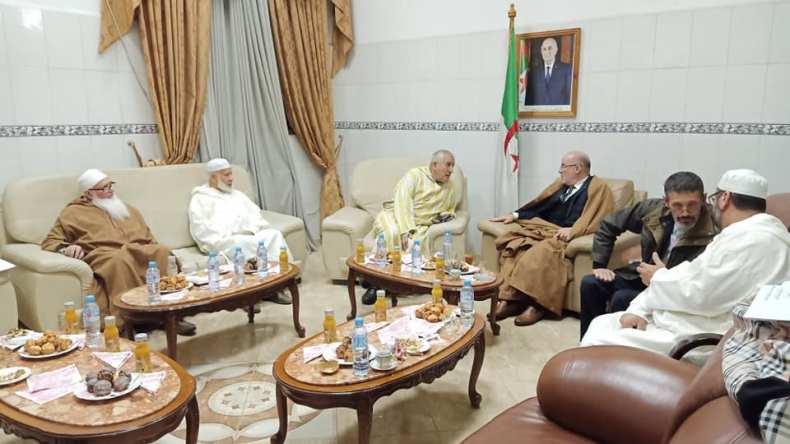 السبت أول أيام شهر رمضان بالجزائر