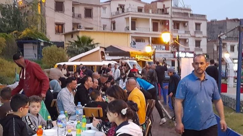 بنك البركة ينظم إفطاراً جماعياً لصالح العائلات المعوزة