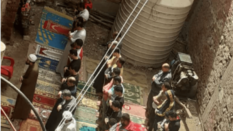 مصر: صور صلاة التهجد في الأسطح للهروب من الرقابة تحدث جدلا