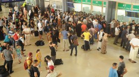 “سيول” بشرية بمحطة خروبة!