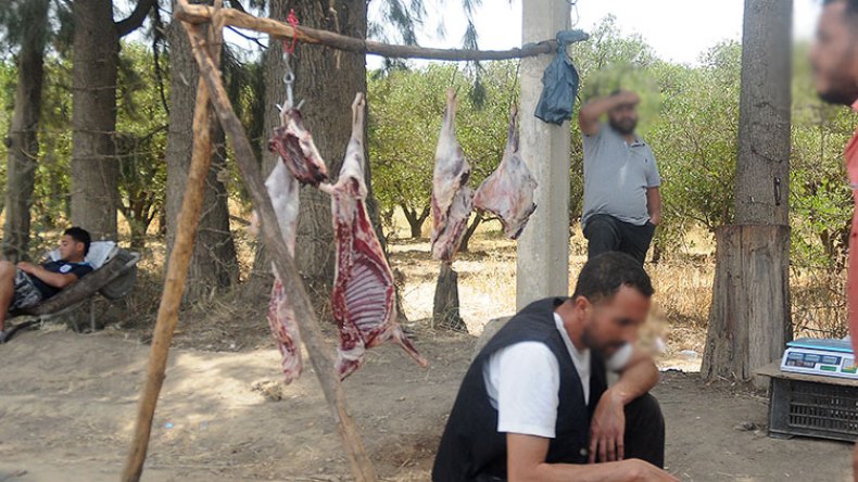 مواطنون يلجؤون إلى المذابح السرية لمواجهة الغلاء