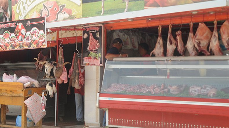 الرخلة والماعز بديل الجزائريين على موائد رمضان