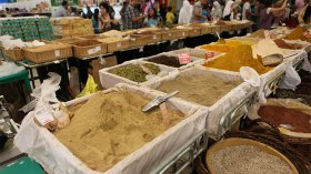 الـ”فريك” التقليدي و”المرمز” ومسحوق الفلفل الأحمر”.. الأكثر طلبا