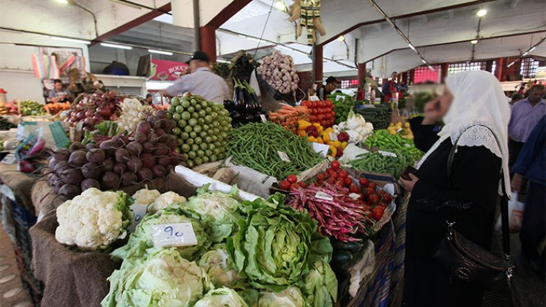 ارتفاع أسعار الخضر والفواكه.. وزارة التجارة تتخذ اجراءات جديدة