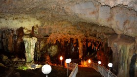 كهوف الجزائر.. مغارات ودهاليز وهوات سحيقة