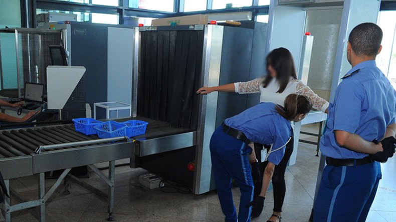 رشوة بـ25 مليونا مقابل تهريب سبائك ذهبية إلى الإمارات!