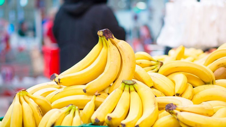 100 ألف طن من الموز لخفض الأسعار إلى 200 دينار
