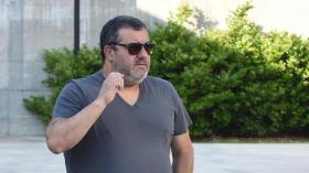 “المناجير” الرّاحل رايولا كان مدير أعمال هذا اللاعب الجزائري