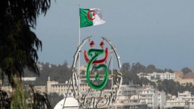 التلفزيون العمومي يردّ على مُنتقديه بِخصوص مباراة الجزائر والكاميرون