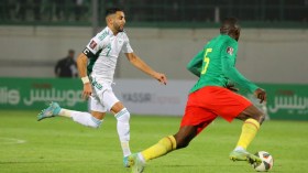 محرز يُعاتب الجمهور ويُجدّد اعتزازه بِجزائريته ويدعو إلى بقاء بلماضي