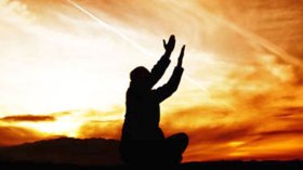 التفكير في الله يزيد الملحد توترا